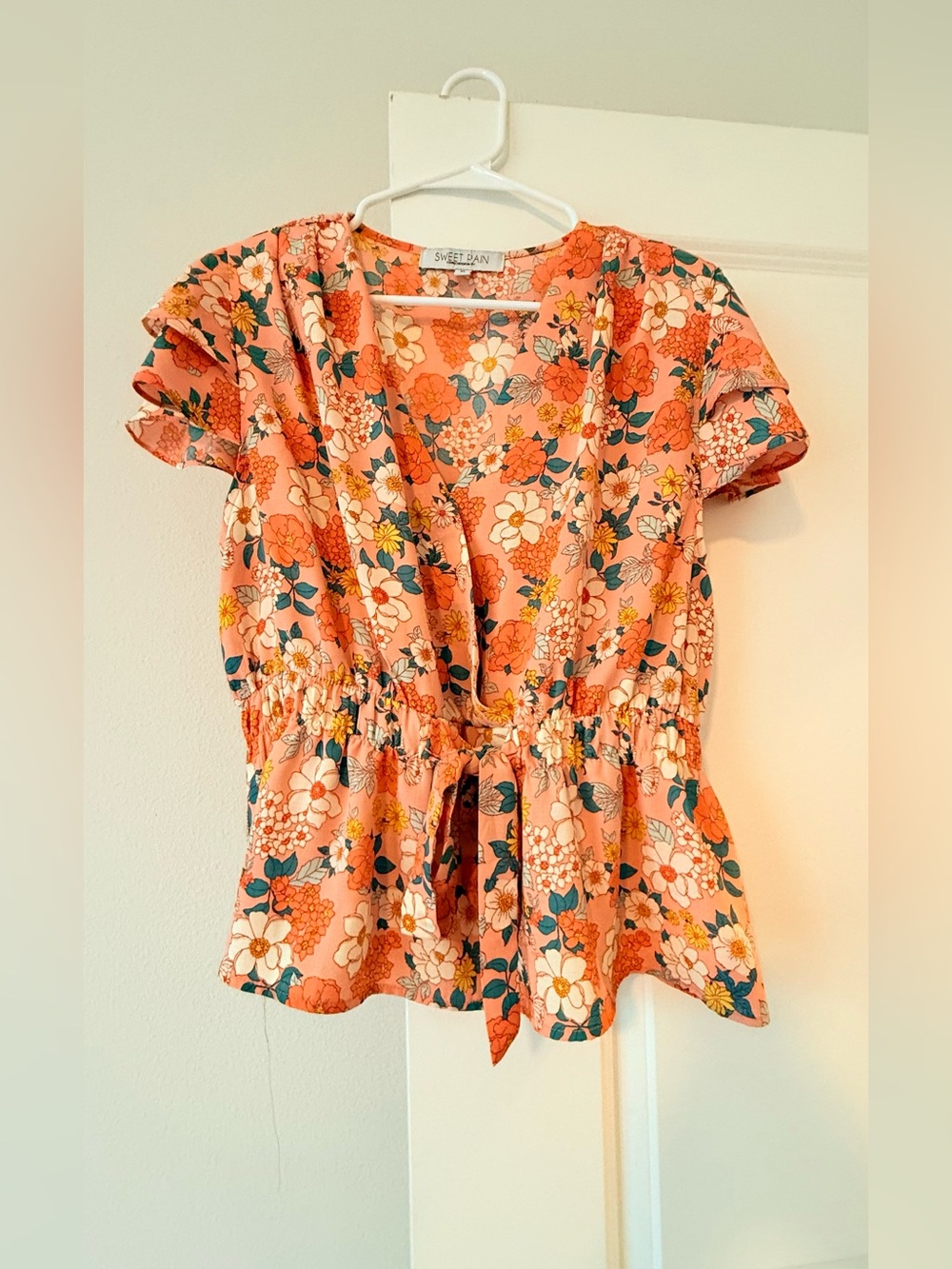 Sweet Rain Peach Floral V-Neck Tie-Front Peplum Blouse